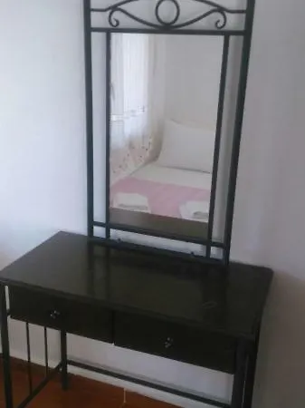 Gokce Cicek Butik